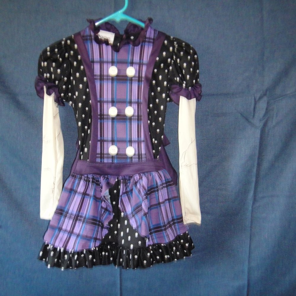 girls dance costume...